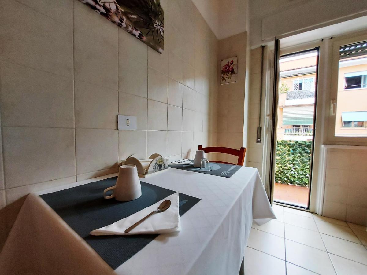 Free Breakfast - Michelangelo Dream House Villa Rome Exterior photo